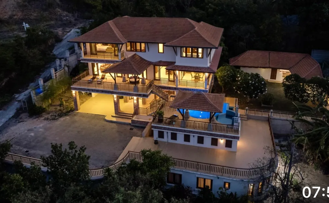 Large 5 Bedroom Seaview Pool Villa