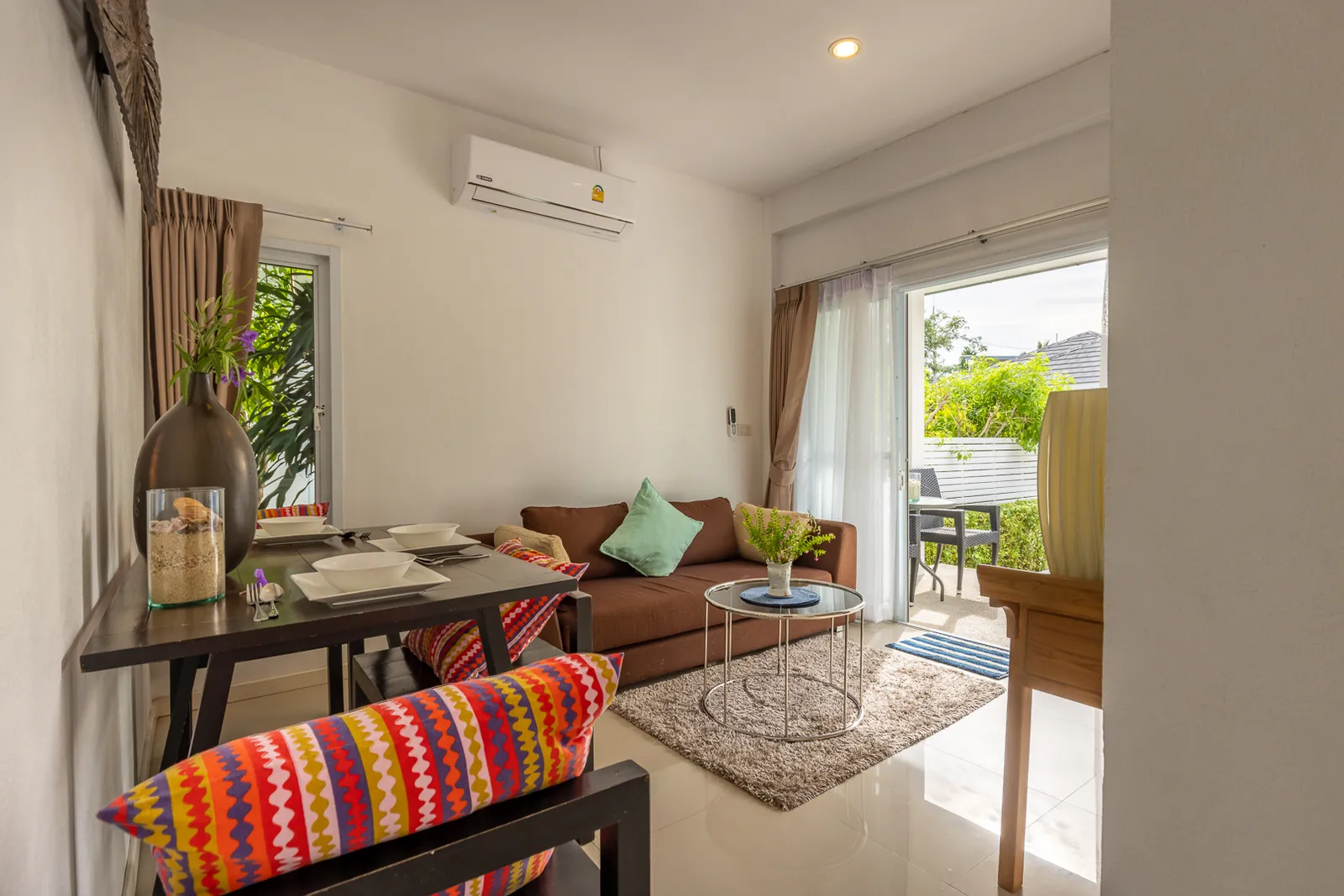 2 Bedroom Luxury Villa Lily ~ Short walk to Beach — photo 2