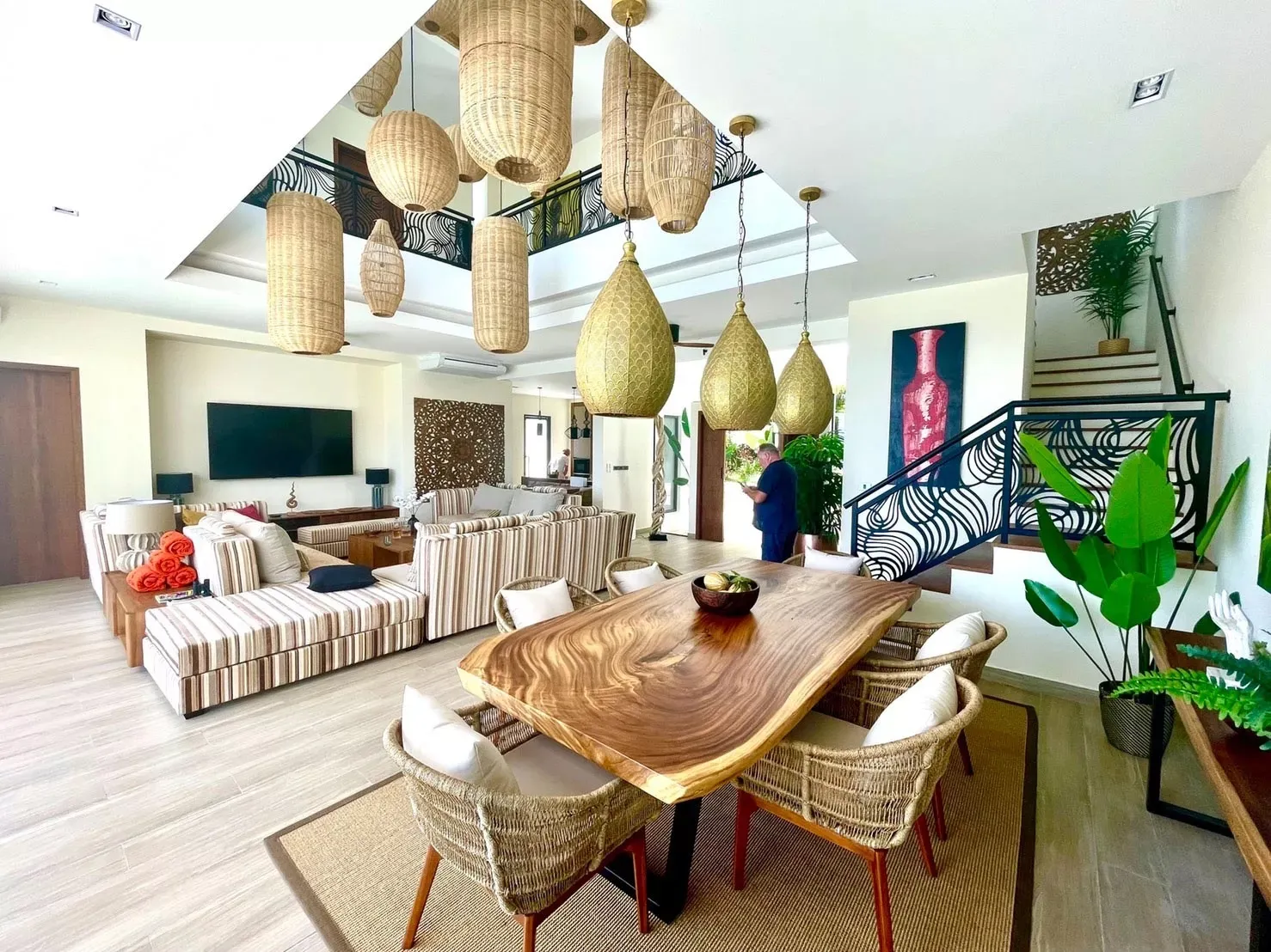 4 Bedroom Luxury 5* Villa — photo 2
