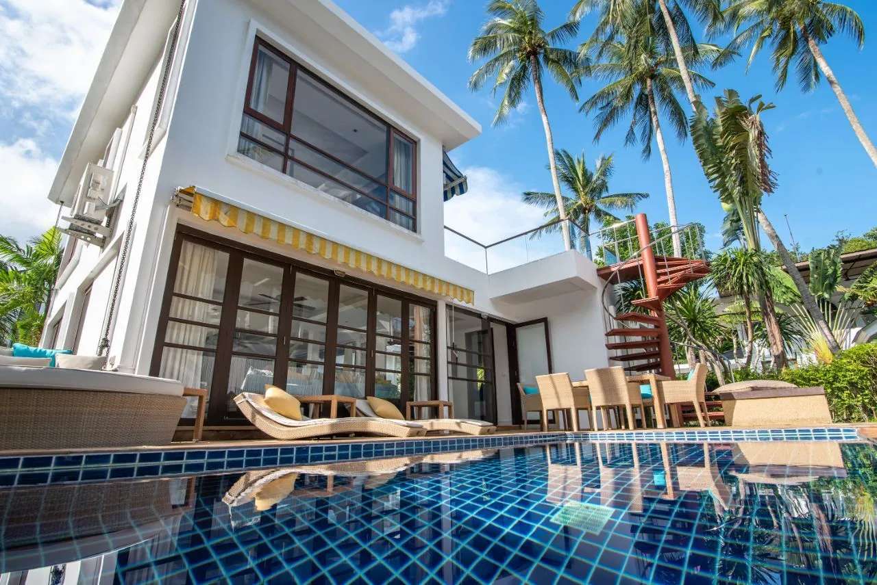 3 Bedroom Luxury Villa near Beachfront