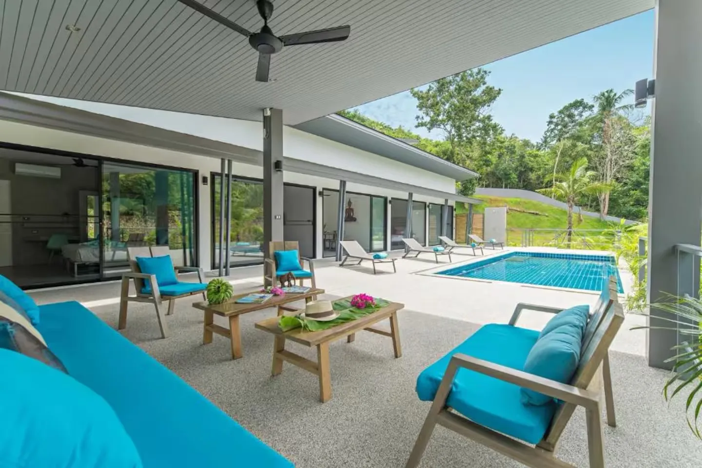 4 Bedroom Pool Villa Sawadee - 500m to beach