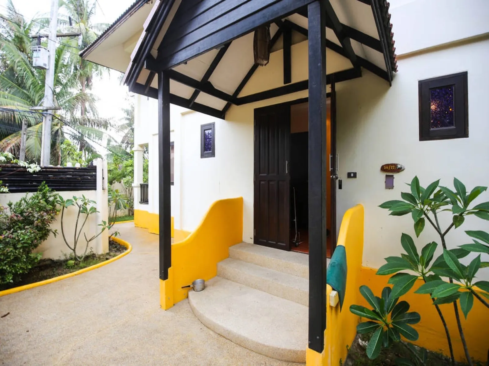 3 Bedroom Bayview Villa Near Seafront ~ Koh Phangan