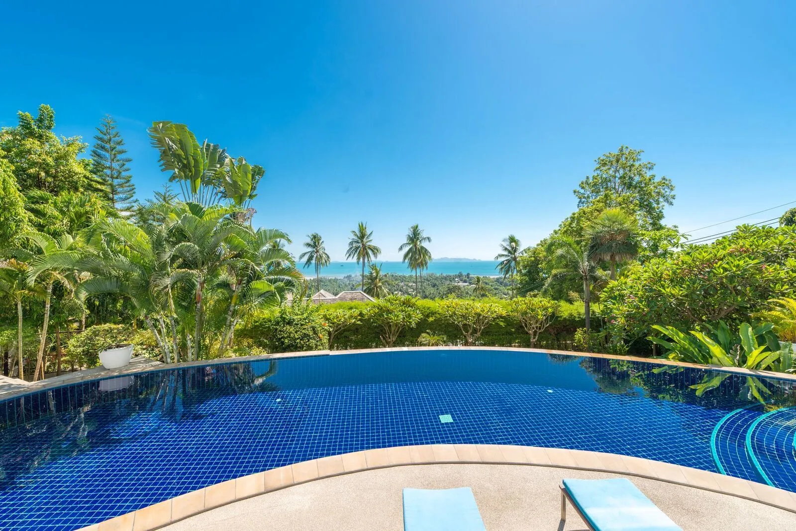 4 Bedroom Sea View Villa Mason