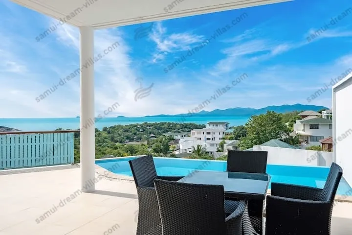 6 Bedroom Seaview Villa 5 mins to Beach