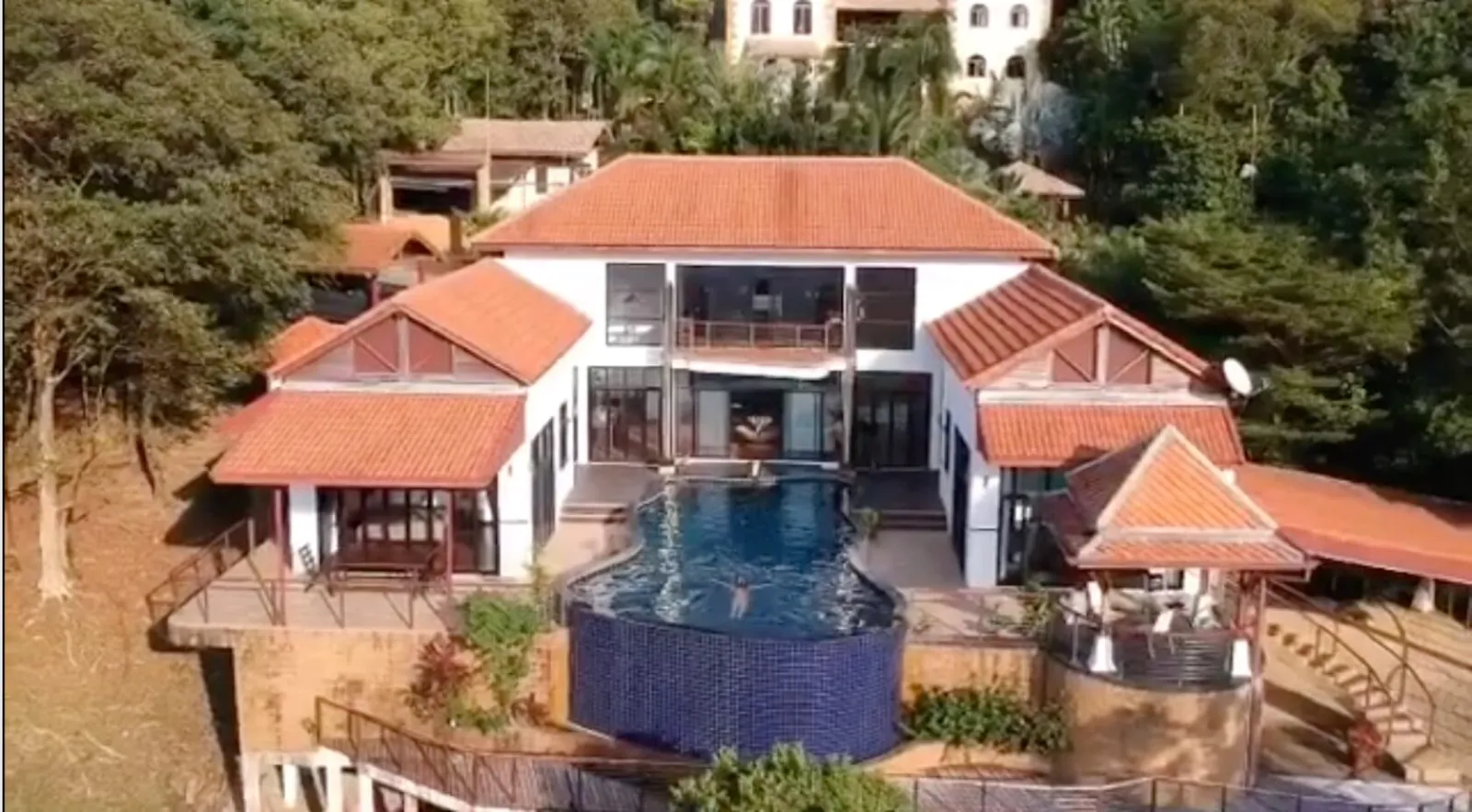 3 Bedroom Sea View Villa Mango