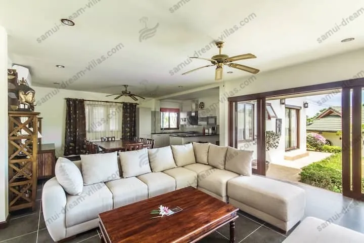 6 Bedroom Grand Villa 20 seconds walk to beach — photo 5