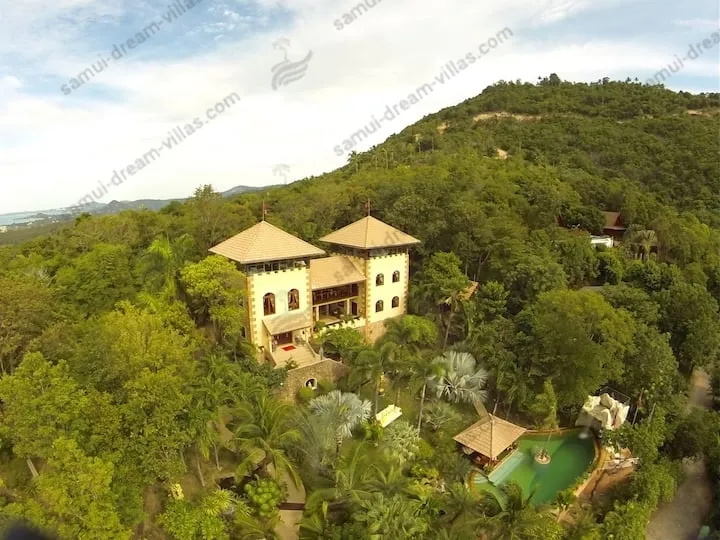 Ever dreamed of staying in a 1 Bedroom Castle?