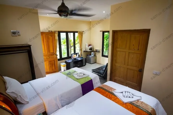 1 Bedroom Bungalow near the Beach ~ Koh Phangan