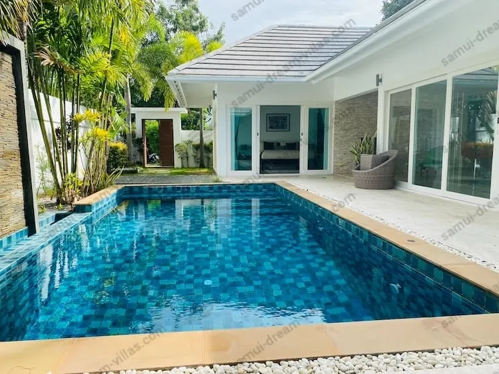 2 Bedroom Pool Villa - 5 mins walk to beach