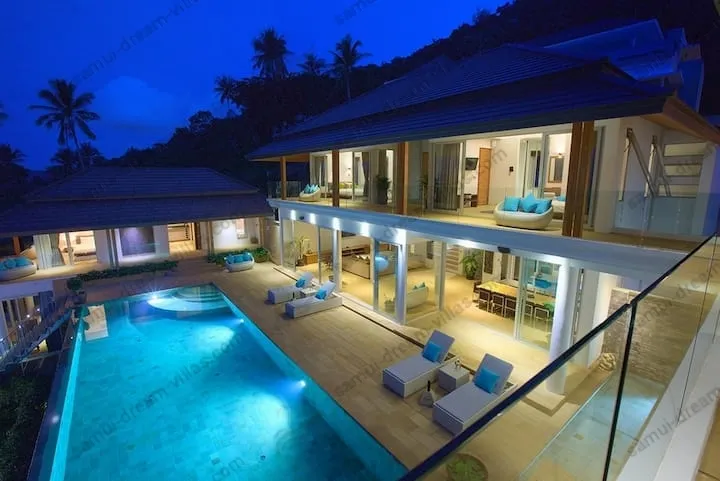 7 Bedroom Luxury Villa Moon