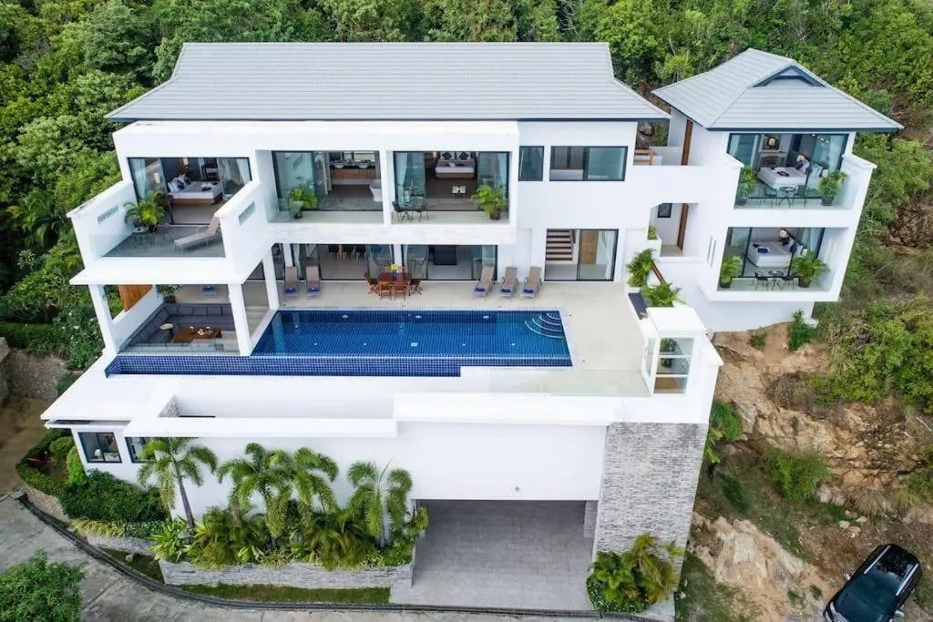 5 Bedroom Panoramic Beach View Villa