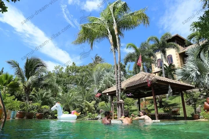 Ever dreamed of staying in a 3 Bedroom Castle? — photo 2
