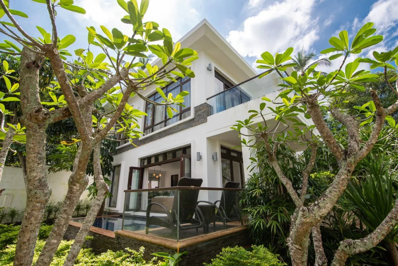 2 Bedroom Luxury Villa near the beachfront