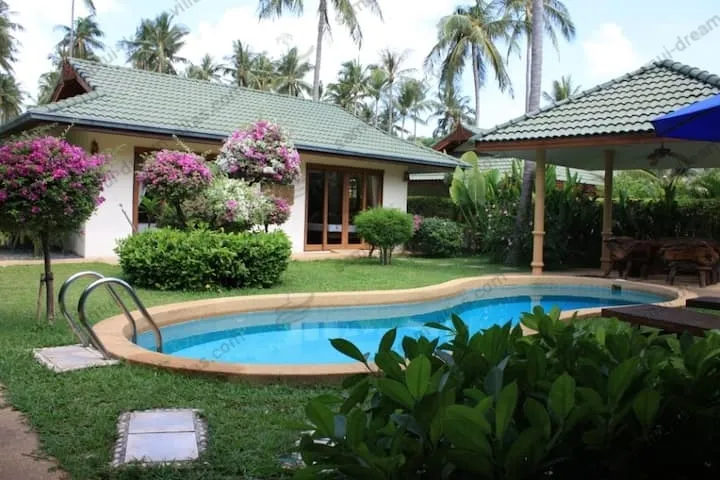 6 Bedroom Twin Deluxe Villas - near beachfront