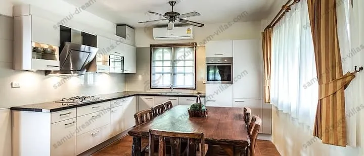 8 Bedroom Twin Villas - 20 seconds walk to beach — photo 5