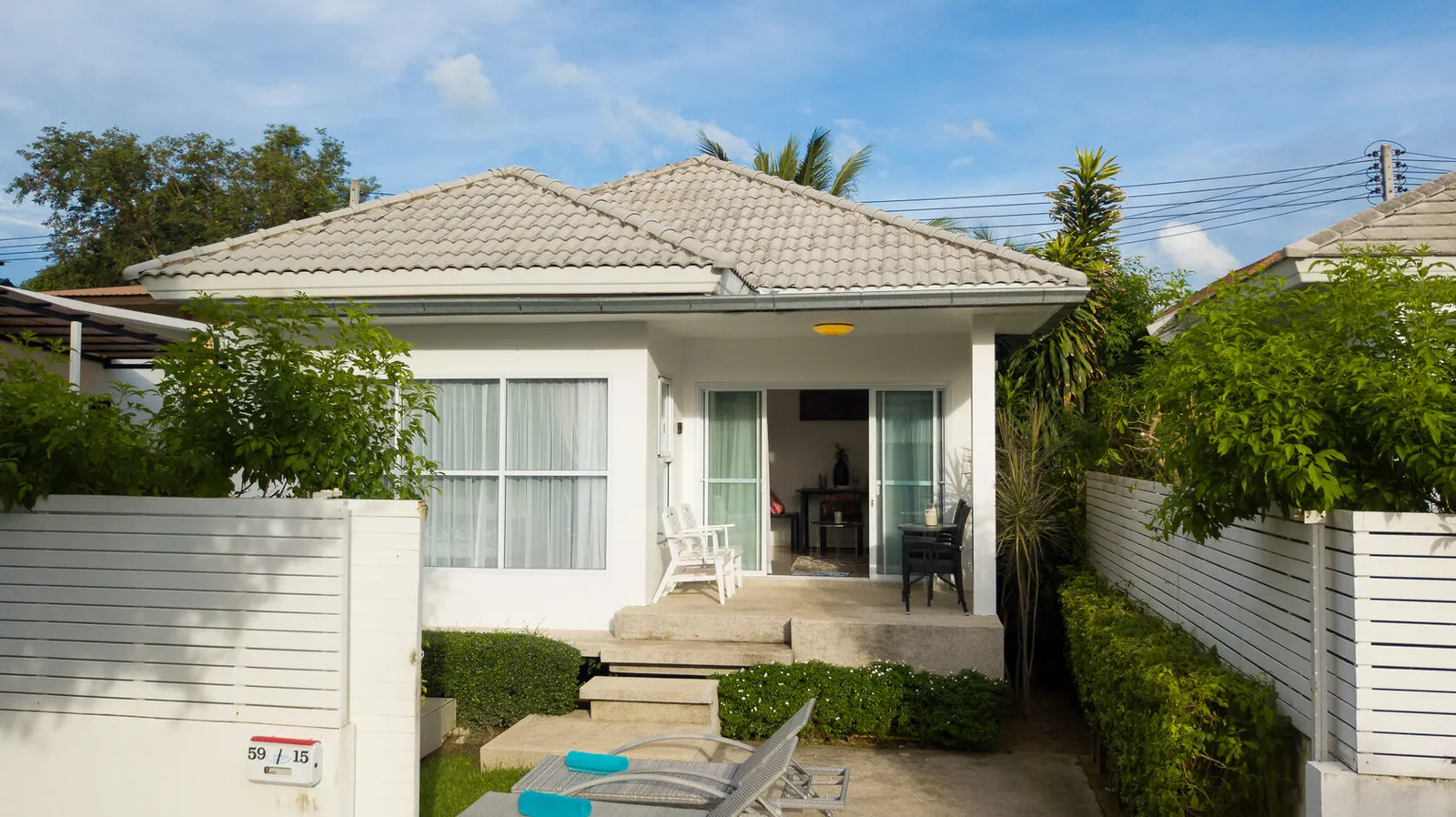 2 Bedroom Luxury Villa Lily ~ Short walk to Beach — photo 5