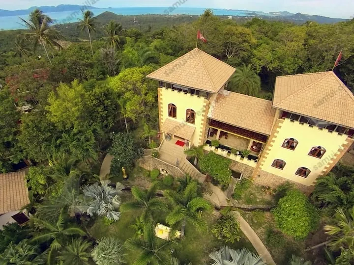 Ever dreamed of staying in a 3 Bedroom Castle? — photo 3