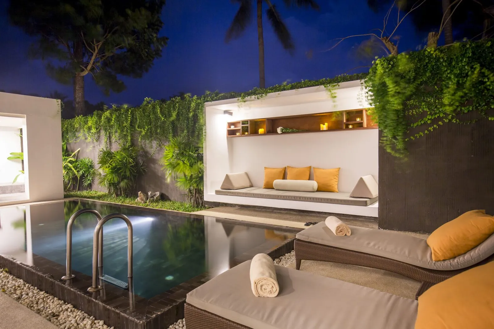 1 Bedroom Pool Villa on beachfront resort