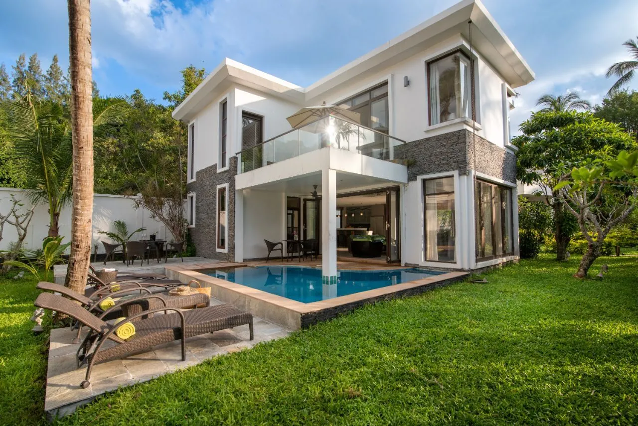 3 Bedroom Luxury Villa near Beachfront_2 — photo 2