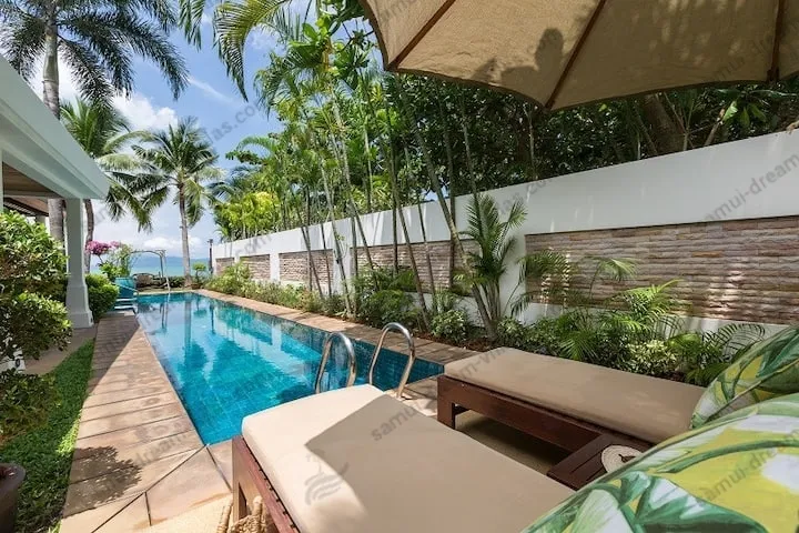 3 Bedroom Beachfront Villa Petals