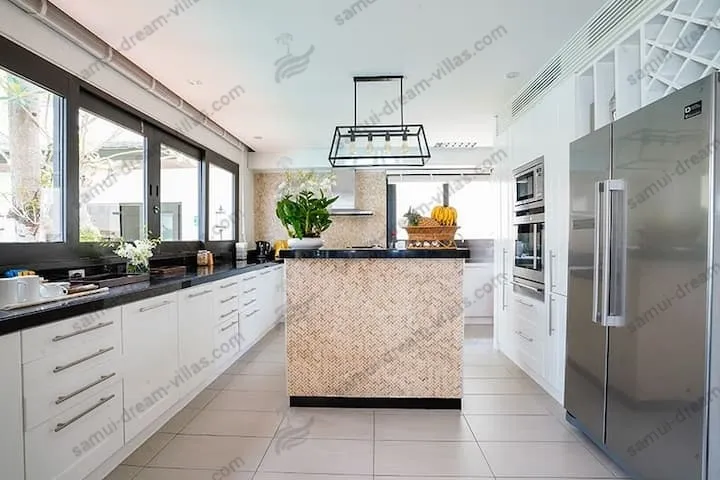 5 Bedroom Beachfront Villa Champion — photo 4