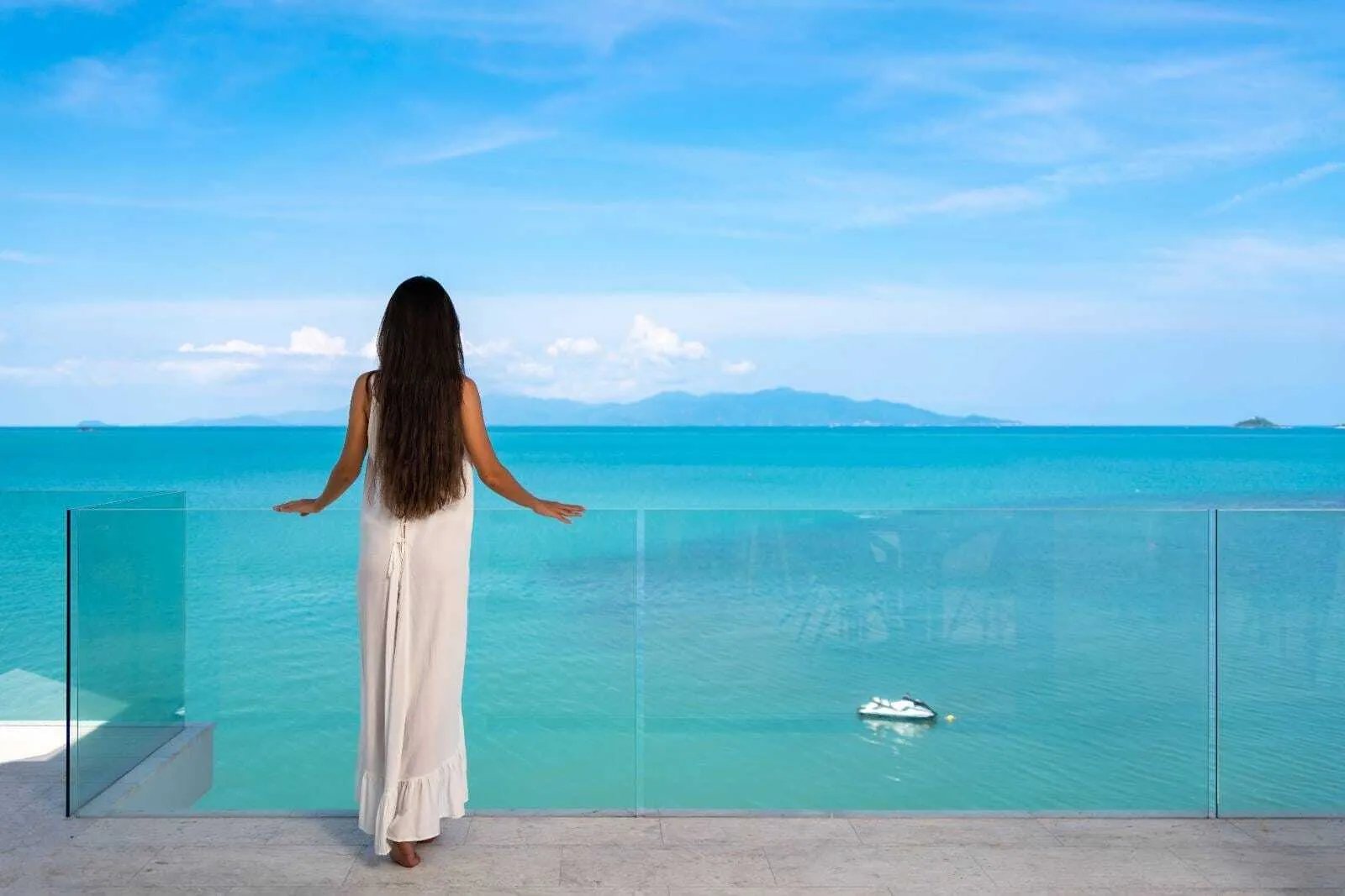 2 Bedroom Beachfront Apartment Coral