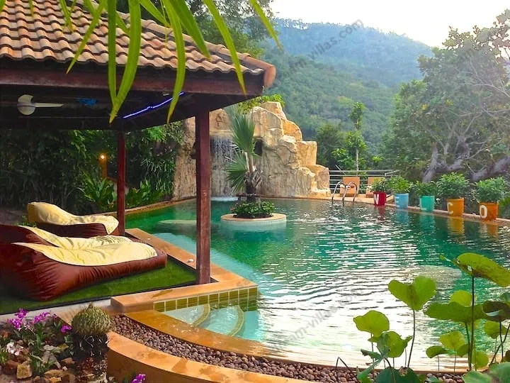 Ever dreamed of staying in a 4 Bedroom Castle? — photo 3